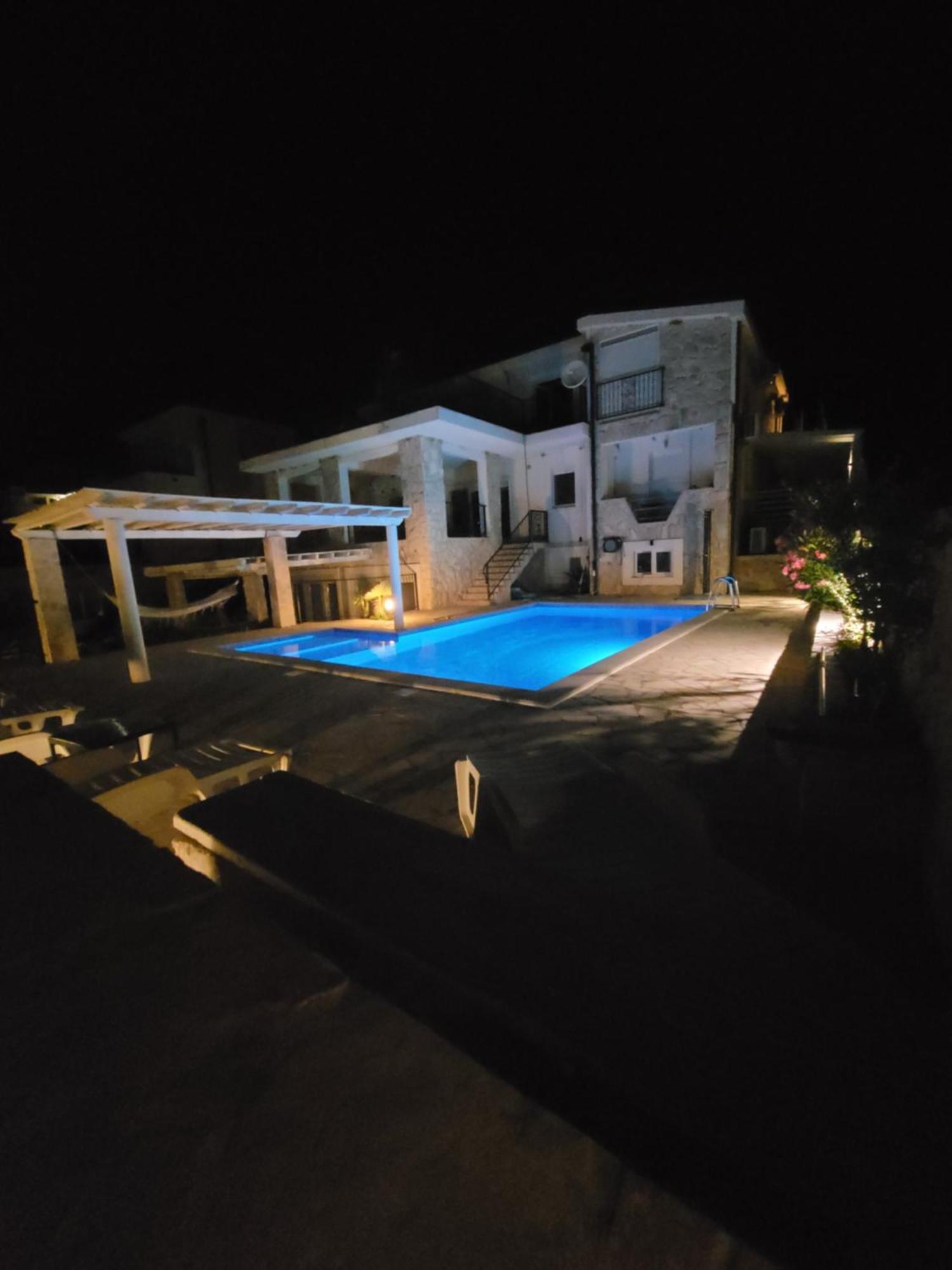 Villa Bosna: Private Luxury Retreat near Dubrovnik Ivanica Exterior photo